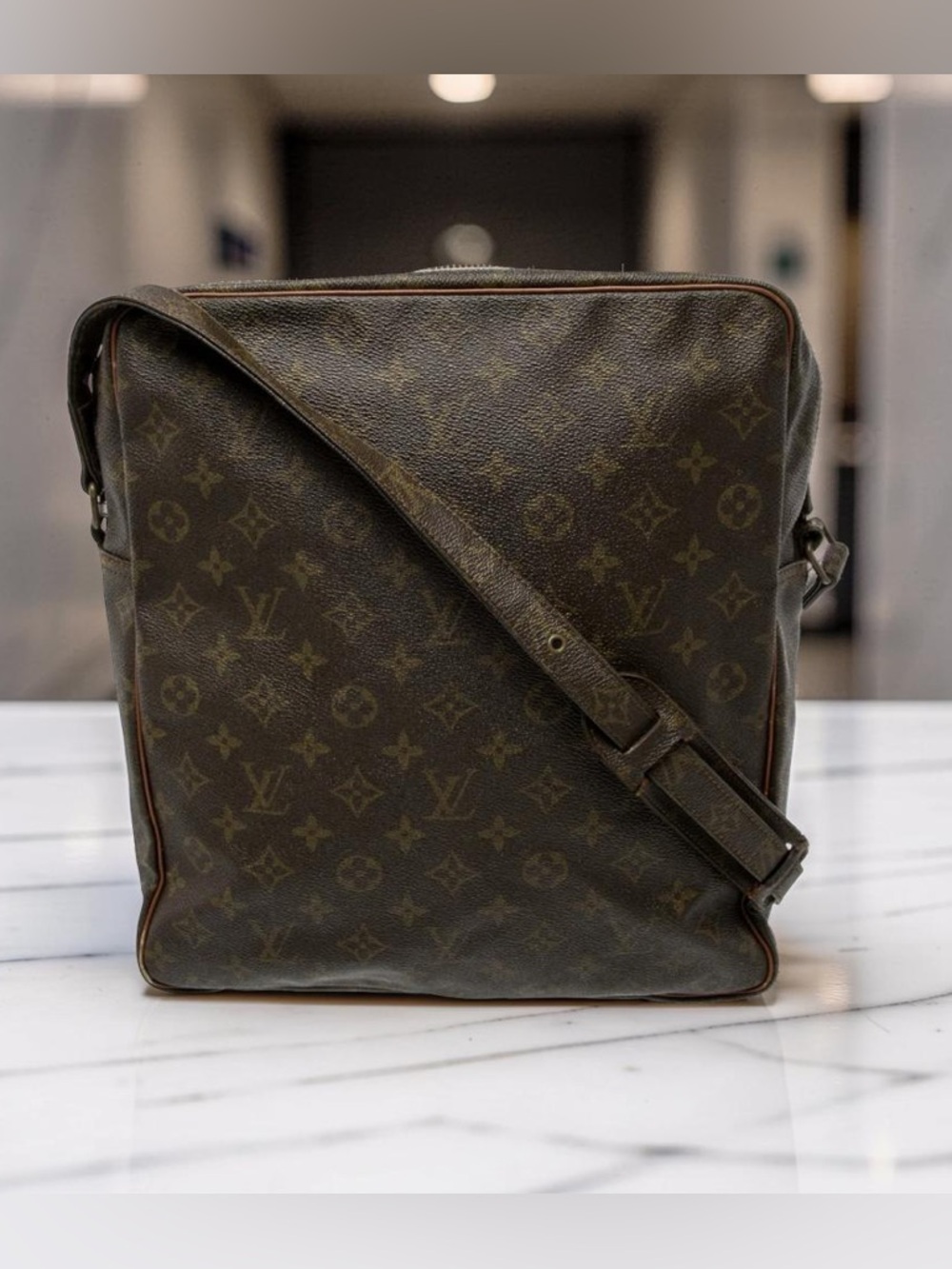 Louis Vuitton Brown Marceau GM 💼